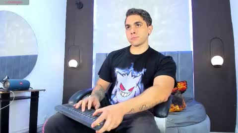 Liam online show from October 15, 12:03 am