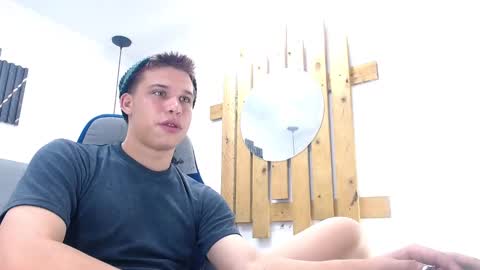 liam_york online show from January 11, 4:29 am