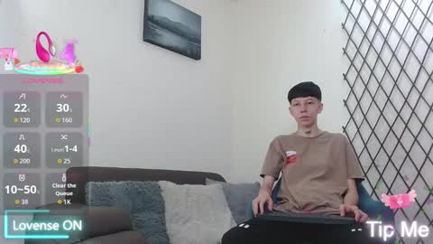 Liam  online show from February 23, 7:38 pm