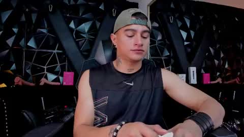 LiamDeep online show from July 18, 4:58 am