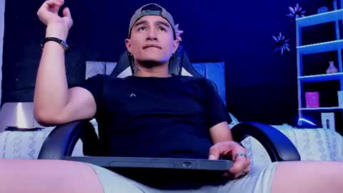 LiamDeep online show from June 22, 7:54 pm