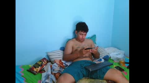 liammilleer online show from July 30, 8:26 am