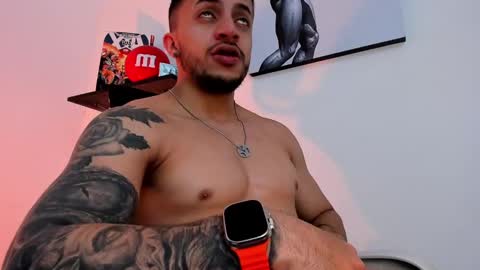 liam online show from February 9, 11:25 am