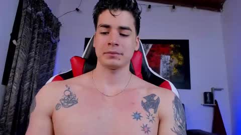 liamwyatt_ online show from February 25, 3:52 am