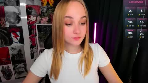 Liana online show from October 9, 3:01 am