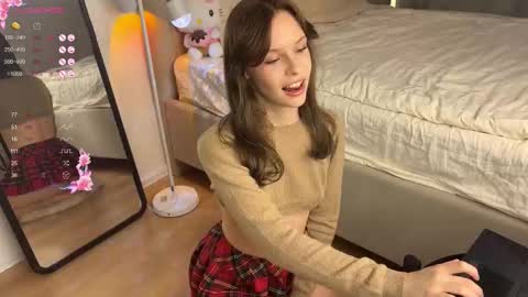 Snapshot of liaveygel chatting on September 29, 2:05 pm Lia online show from September 29, 2:05 pm