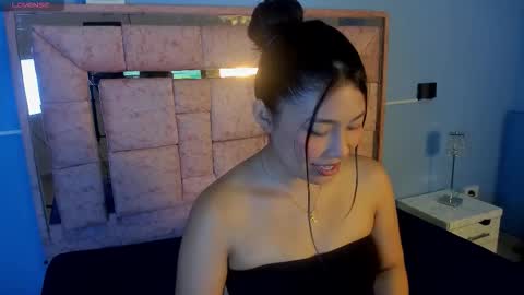 licky_lov online show from November 7, 3:31 am