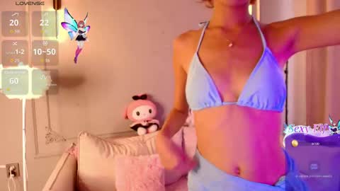 Lihn Pham online show from March 9, 3:22 am