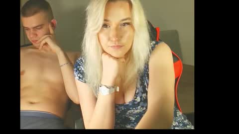 lii_gong_ online show from March 3, 6:15 pm