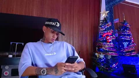 Daniel online show from December 18, 5:19 pm