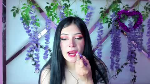 Snapshot of liinzy_rouse chatting on September 23, 2:44 pm Brittany online show from September 23, 2:44 pm