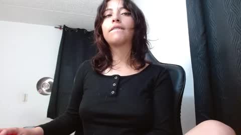 lisa online show from December 2, 3:49 am