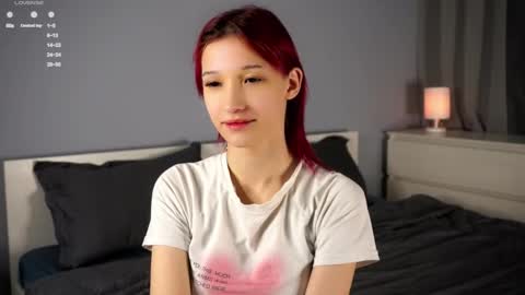 Emi online show from November 22, 12:58 pm