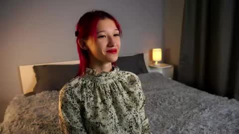 Emi online show from November 13, 11:24 am