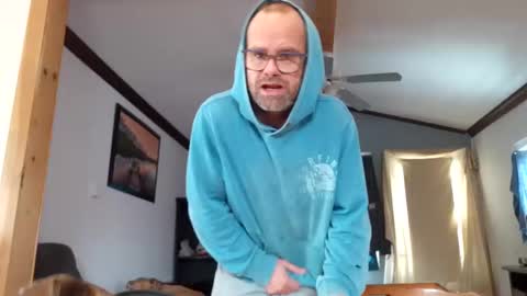 St pierre online show from April 12, 3:49 pm