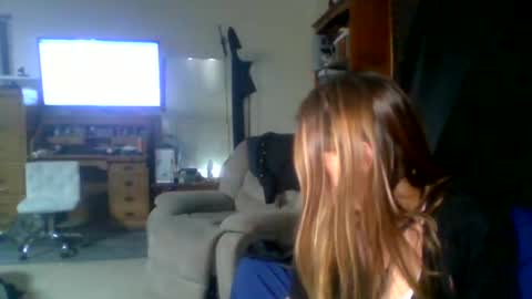 likerightnow online show from November 25, 11:09 am