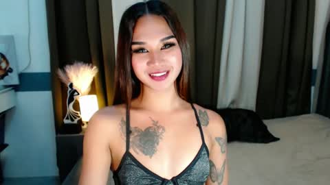 LILY online show from April 17, 9:50 pm