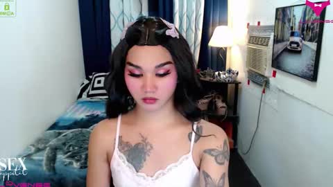 LILY online show from January 13, 2:08 am