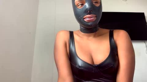 Lilith online show from October 19, 4:00 pm