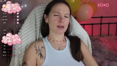 little moon online show from February 1, 8:06 pm