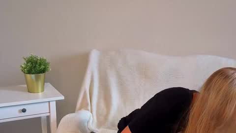 Emma online show from September 14, 10:27 am