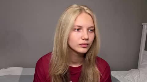 Emma online show from October 4, 10:57 am