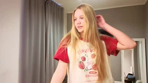 Emma online show from March 4, 1:35 am