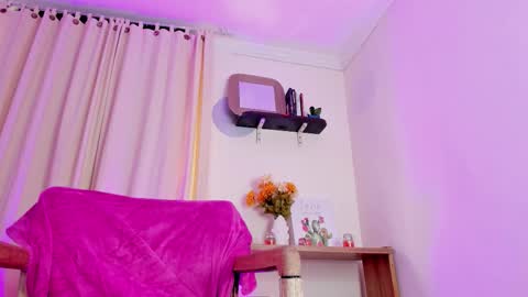 Lila  online show from December 16, 1:06 pm