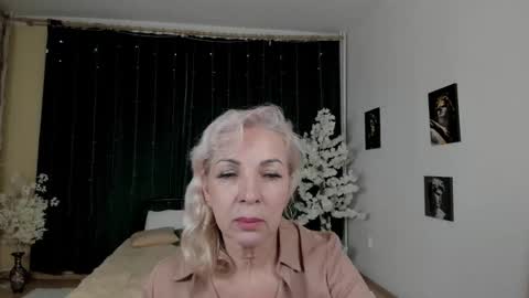 Lilia online show from December 16, 9:59 am