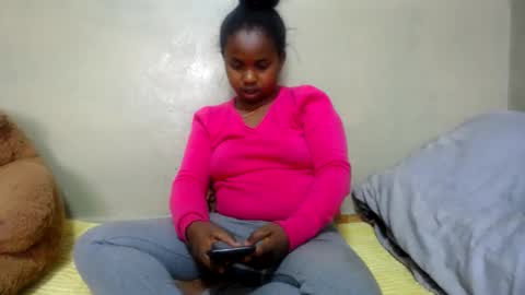 liliah online show from November 10, 9:01 am