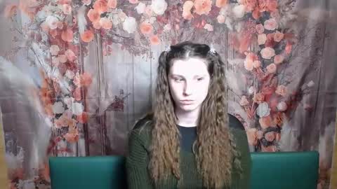 lilianashine online show from February 1, 11:51 am