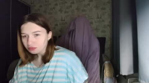 liliawoolf online show from December 5, 6:23 am