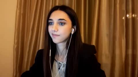 Snapshot of lilihalvorsen chatting on September 20, 10:13 pm Lina online show from September 20, 10:13 pm