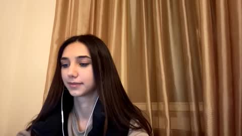 Snapshot of lilihalvorsen chatting on September 29, 11:04 pm Lina online show from September 29, 11:04 pm