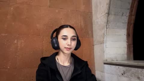 Snapshot of lilihalvorsen chatting on September 11, 10:11 pm Lina online show from September 11, 10:11 pm