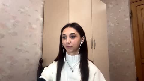 Snapshot of lilihalvorsen chatting on October 11, 10:24 pm Lina online show from October 11, 10:24 pm