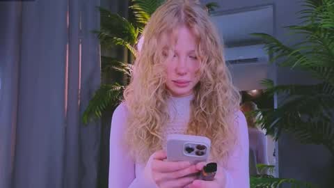 lililok101 online show from March 17, 3:11 am