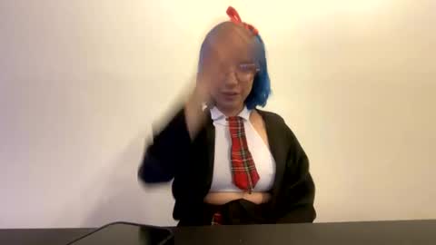 Lilith  online show from May 9, 6:08 am