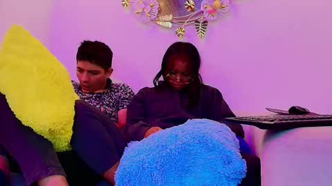 Snapshot of lilith_and_draven chatting on October 22, 9:27 pm lilith_and_draven online show from October 22, 9:27 pm
