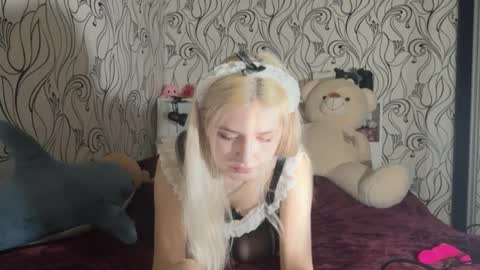 Lilly online show from March 28, 11:44 am