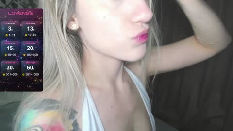 Lilith Parker online show from December 22, 1:34 am