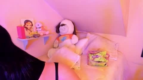 Lilith Salvatore online show from November 24, 4:00 am