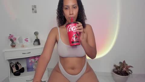 Snapshot of lilith_vision chatting on February 9, 10:43 pm Alejandra  online show from February 9, 10:43 pm