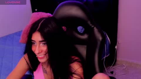 Snapshot of lilithcollins chatting on October 1, 3:22 pm LILIKTH   online show from October 1, 3:22 pm