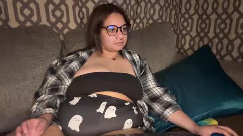 LilLenaLove online show from December 12, 12:27 am