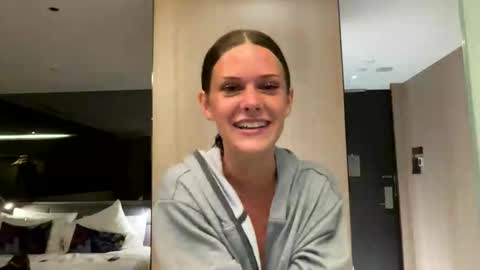 lillilee online show from February 21, 1:25 pm