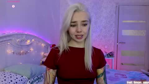 LilliMoore online show from October 19, 12:26 am