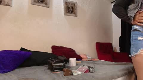 lillith online show from February 13, 6:39 am