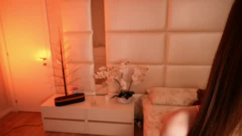 Lilly Colins online show from April 11, 6:34 pm