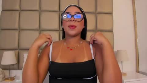 Lilly  online show from May 13, 3:38 am